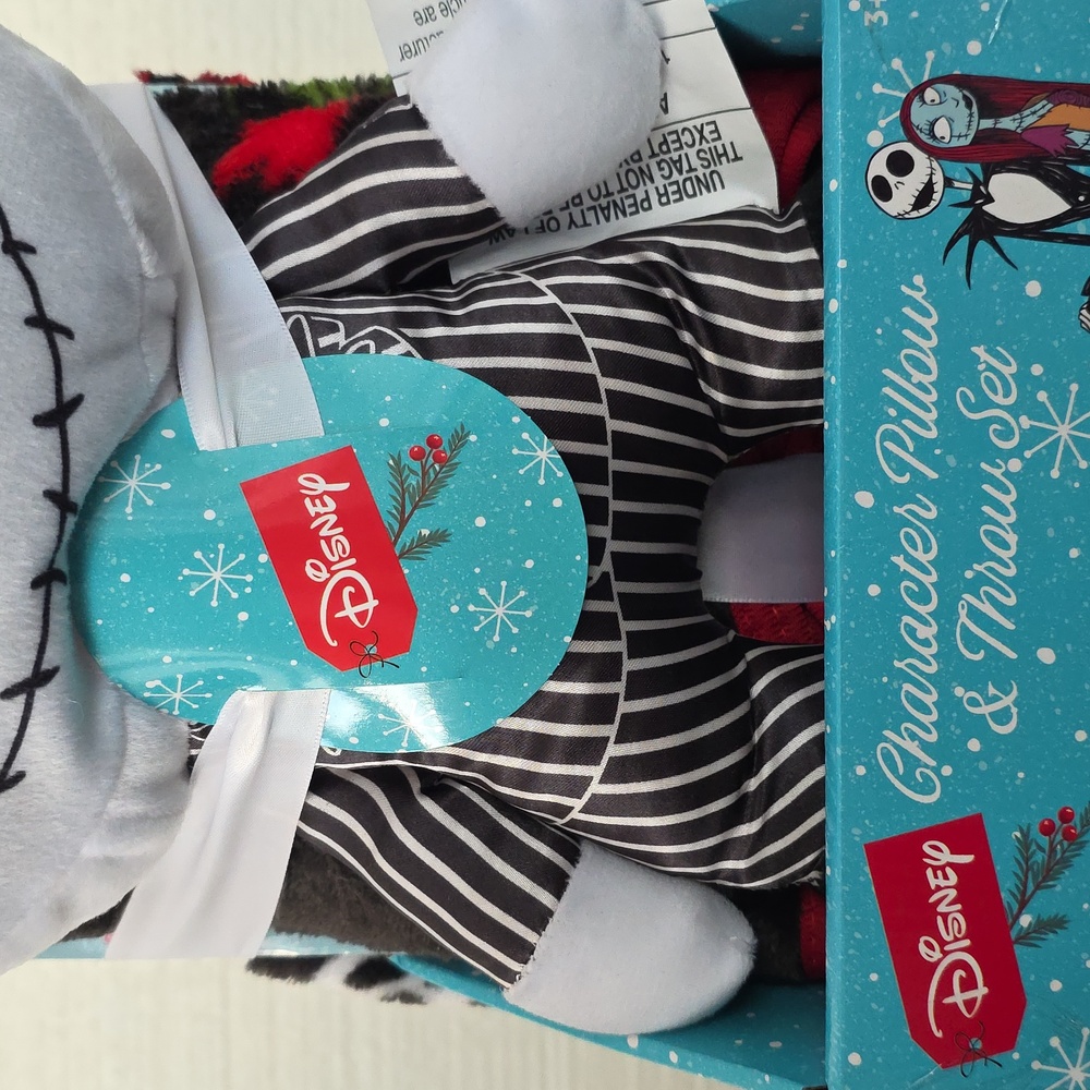 NWT: Disney Jack Skellington Holiday Plush & Throw Set in Black, White, and Red - Picture 2 of 6